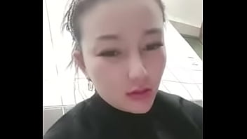 Video Langsung: Gadis Asia Menggoda Terapis Pijat Dengan Rayuan Mesra