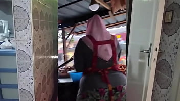 Nenek Muslim Indonesia Montok Dan Menggoda