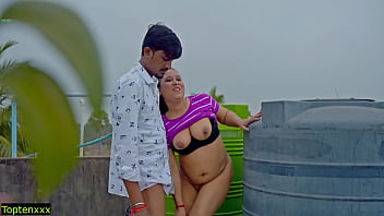 Ngentot Panas Di Atap! Jangan Sampai Keluar Di Dalam Memek