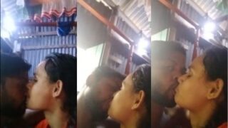 Cowok Dhaksa Ngecup Dan Remas Payudara Di Video Panas Desi