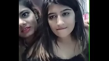 Gadis-gadis Desi Yang Menggoda