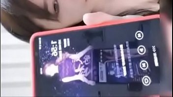 Gadis Tiongkok Fei Fei Menggoda Dengan Mainan Seks
