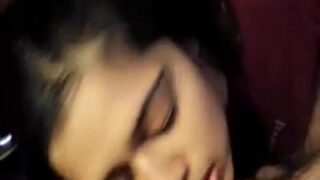 Gadis It Chennai Mengisap Kontol Bosnya Di Kantor