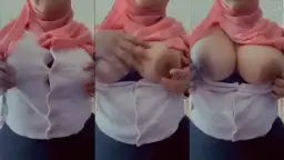 Lustyberryy Jilbab Merah Muda Payudara Super Gede Telanjang