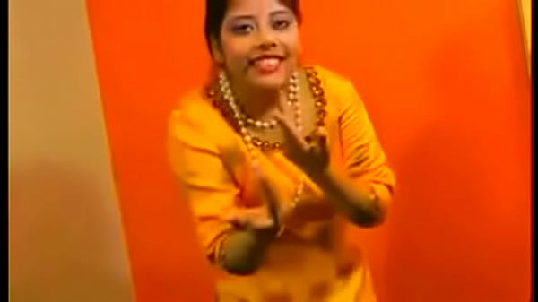 Istri India Desi Rupali Bhabhi Menggoda Dengan Telanjang