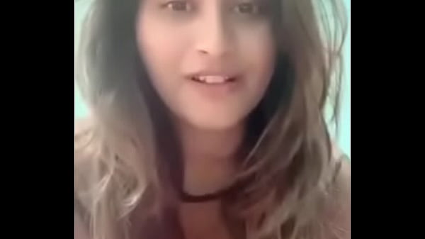 Desi Indian Yang Panas Dan Menggoda