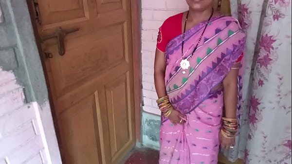 सासु माँ को घर बुलाकर जबरदस्त देसी चुदाई का मज़ा लिया