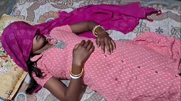 Video Anal Seksi Sali Desa Dengan Gaun Pink Panas