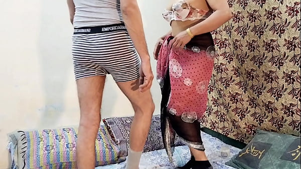 Ngentot Cepat Dengan Pacar India Seksi, Desi Pussy Dihardik Dengan Omongan Kotor Dalam Bahasa Hindi