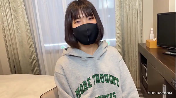 Gadis Asia Yang Menggoda Dengan Tubuh Mulus Dan Sensual