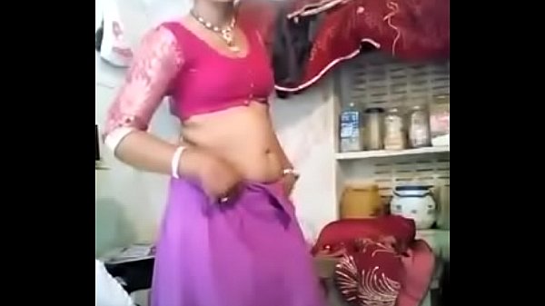 Desi Bhabhi Yang Menggoda Dan Penuh Nafsu