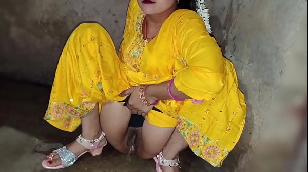 देसी भाभी की गर्मागर्म अश्लील बातें हिंदी ऑडियो में