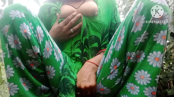 भाभी की गर्मी से भरे जंगल में उसके रस की धारा बहा दी