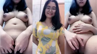 Yolanda Menggoda Dengan Daster Kuning Yang Membalut Tubuh Montoknya