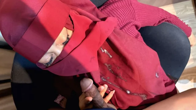 Veiled Girl Taught To Fuck Stepdad To Crot Mouth