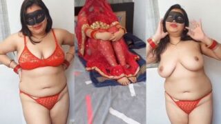 Bhabhi Panas Melepas Sari Di Hadapan Adik Ipar