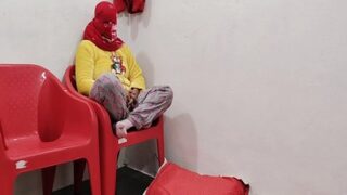Pacar Pria Mengebor Pantat Pacar Perempuannya Yang Montok Dalam Film Biru Bangladesh