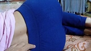 Pria India Menggauli Adiknya Yang Tengah Lelap Tidur Di Ranjang