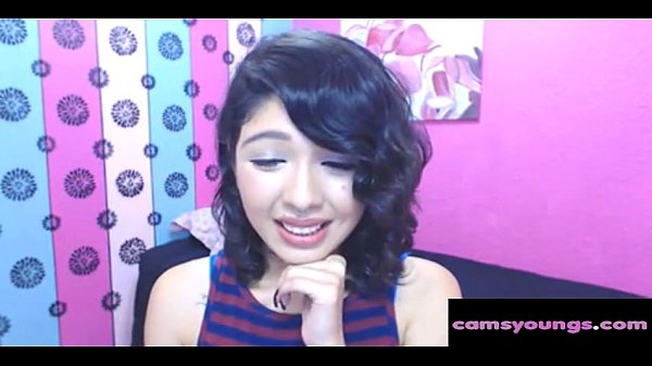 Gadis Asia Imut Menggoda Di Webcam Gratis