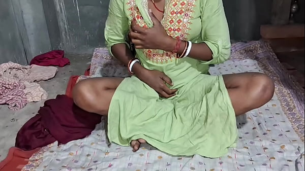 Desi Sali Menggoda Dengan Salwar Ketat, Video Anal Seksi Ala India Yang Bikin Napsu Meluap