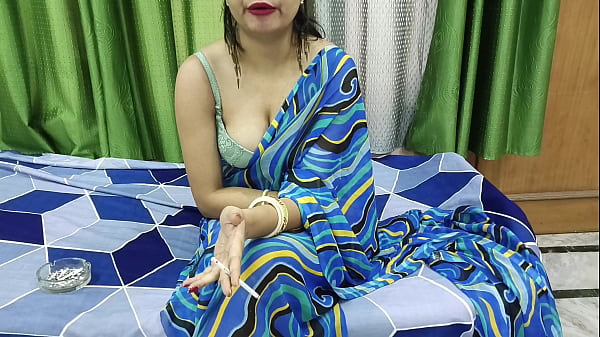 Adik Tiri India Menggoyang Kakak Tirinya Dan Membantu Mengatur Hadiah