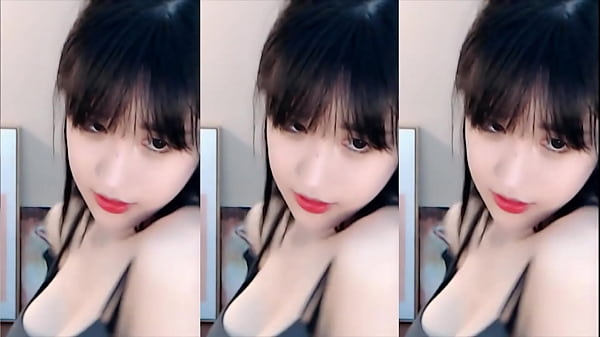 Cô Nàng Trung Quốc Uốn éo Quyến Rũ, Mời Gọi Anh Khám Phá Thân Thể Nóng Bỏng