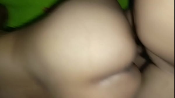 Pembantu Indonesia Rela Melayani Hasi Mesum Majikan Demi Uang Tambahan