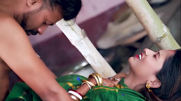Desi Gaon Ki Bhabhi Ka Devar Ke Saath Gandi Awaaz Mein Bahar Sex