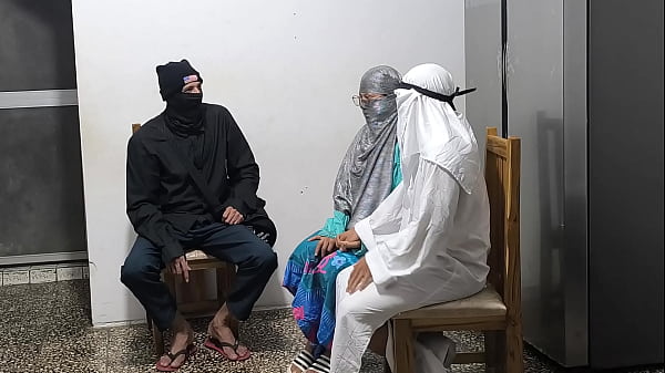 Ritual Pacaran Arab! Pasangan Selingkuh Minta Nasihat Ke Pendeta Arab Lalu Berakhir Mesra. Film Panas Arab Latin.