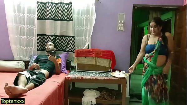 Gadis India Panas Bercinta Dengan Bibi Seksi, Suara Erotis Terdengar Jelas!