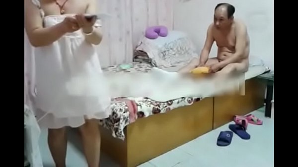 Gadis Tionghoa Dan Kekasihnya Beraksi Di Kamar Hotel