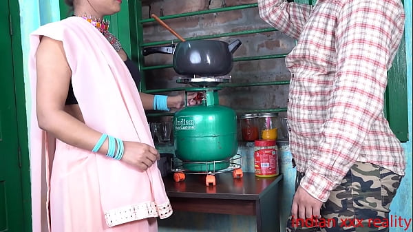Gadis India Tiri Yang Menggoda, Digilir Dalam Keluarga Panas