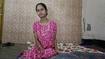 Desi Bhabhi Menggoda Pacar Berpenis Besar Ke Rumah Untuk Bercinta Keras Di Siang Bolong