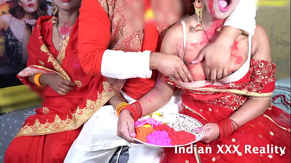 Pesta Warna India: Bercinta Liar Saat Holi