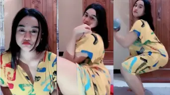 Gadis Berdaster Seksi Menggoda Goyang Panas