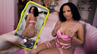 Kakak Tiri Ebony Manis Menggoyang Ranjang Lebih Ganas Dari Mantan