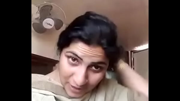 Istri Desi Yang Menggoda Dan Penuh Gairah