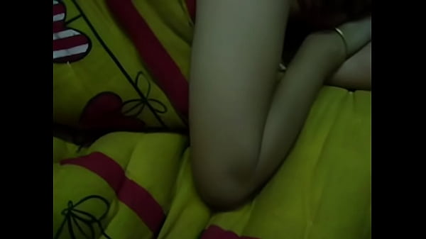 Desi Bhabhi Yang Panas Dengan Tetangga Gantengnya
