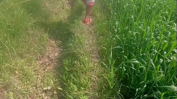 Nenek India Tua Gatel Ngentot Di Alam Terbuka Dengan Pemuda Gagah
