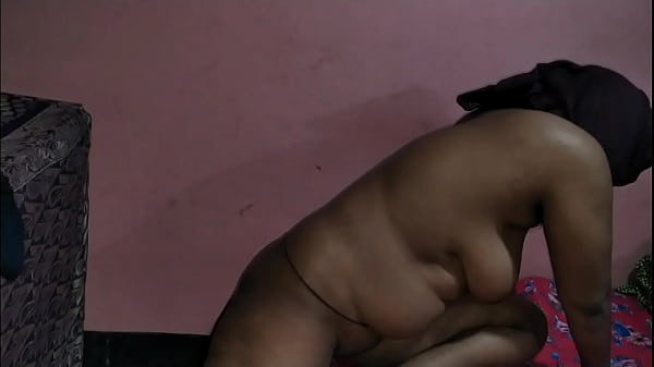 Putri Tiri Tak Sengaja Melihat ‘senjata’ Teman Ayahnya Dan Langsung Panas