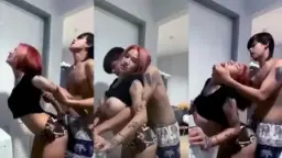 Berdiri Tapi Ngentot, Pasangan Mesum Lagi Beraksi