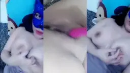 Chupyy Ngecrotin Memek Basah Sampai Becek