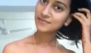 Kamsin Desi Lagi Ngocok Mulut, Video Sex Panas Banget!