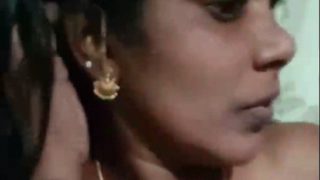 Rekaman Mesum Klien Dengan Pelacur Tamil Sebelum Bercinta