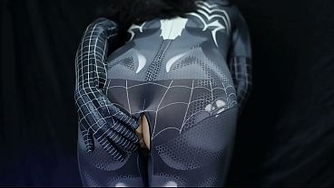 Gadis Berpantat Montok Cosplay Spiderman Digoyang Tukang Becak – Film Panas Indonesia Paling Seru