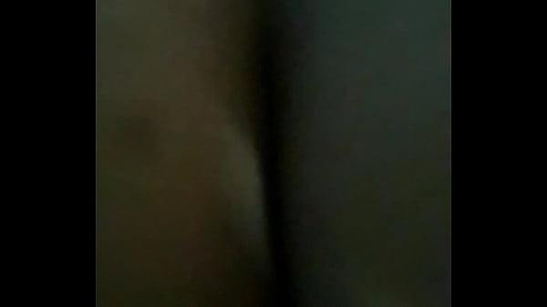 Gadis Tiongkok Berbadan Montok Memanaskan Kemaluannya