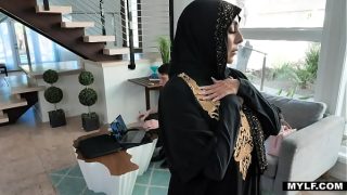Kylie Kingston Selalu Takut Mengakui Hasrat Terdalamnya, Terlebih Karena Imannya Yang Begitu Kuat.