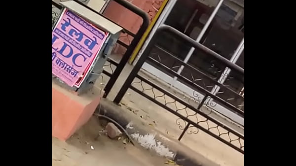 Desi Gadis Panas Jaipur Dalam Saree Merah Yang Menggoda