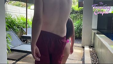 Gadis Thailand Menggoda Bawa Kembali Klien Bule Dengan Kontol Besar Untuk Dihisap, Ditiduri, Dan Dipancurkan!