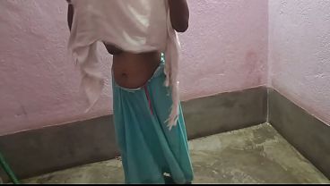 Desi Cewek Super Seksi Baru, Jago Ngegebet Kontol Gede Sampe Basah Kuyup